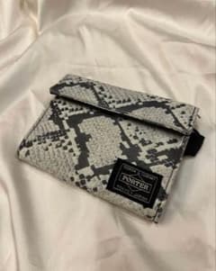 お値下げ可能【超希少】ヘッドポーター パイソン柄 二つ折り財布