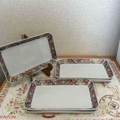 綺麗な錦草花の長角皿です♩のサムネイル