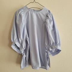 【URBAN RESEARCH】フレア袖　トップスのサムネイル