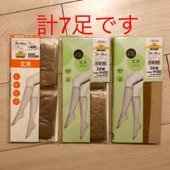 ひざ下ストッキングのサムネイル