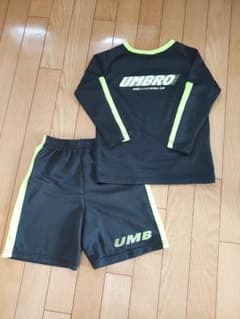 UMBRO サッカーウェア 上下セット 120のサムネイル