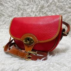 DOONEY&BOURKE シボ革 ショルダーバッグ チャーム付き レッド DOONEY&BOURKE シボ革 ショルダーバッグ チャーム付き レッド - メルカリ
