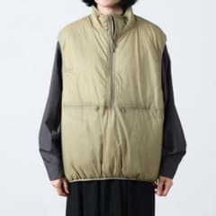 TECH REVERSIBLE PULLOVER PUFF VESTのサムネイル