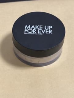 MAKEUP FOREVERフェイスパウダー 1.1 LIGHT VANILLAのサムネイル