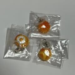 パンのmine charm マインチャーム たまごパン、メロンパン、チーズパンのサムネイル