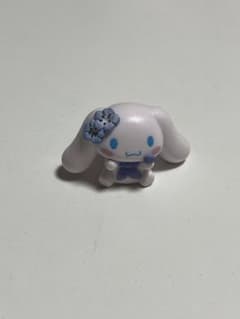 シナモン　ガチャガチャのサムネイル