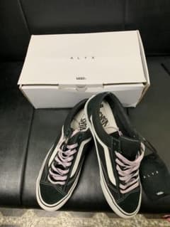 vansスニーカーのサムネイル