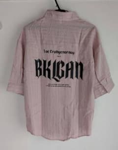 個性派デザイン！ピンクストライプ オーバーサイズ 半袖シャツ 男女兼用