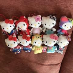 ハローキティ ぬいぐるみ 10体セットのサムネイル
