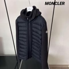 大谷様専用モンクレール★ダウンニットパーカー★サイズM★ワッフル生地ニット★のサムネイル