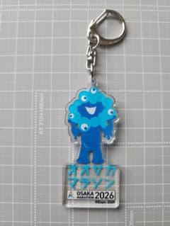 大阪マラソン 2026 ミャクミャク アクリルキーホルダー - メルカリ