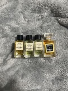 CHANEL 香水 ミニボトル セット N°5 N°19 まとめ CHANEL 香水 ミニボトル 4本セット N°5 N°19 COCO - メルカリ