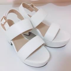 白サンダル♥のサムネイル