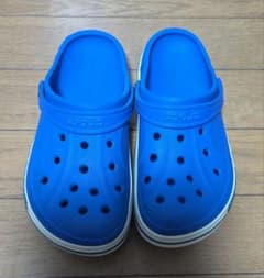 Crocs クロックス サンダル ブルー　21cmのサムネイル