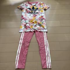 adidas 花柄 Tシャツ レギンスセット販売120のサムネイル