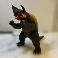 ネロンガ ソフビ 怪獣 フィギュア - メルカリ