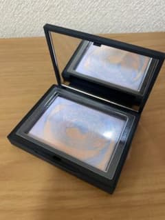 NARS  ナーズ　ライトリフレクティングセッティングパウダー　限定のサムネイル