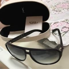 定価26800!イヴサンローランサングラス超美品✨のサムネイル