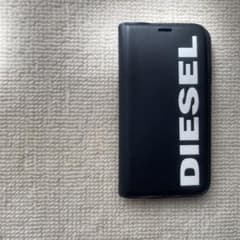 DIESEL iPhoneXRケース　手帳型のサムネイル
