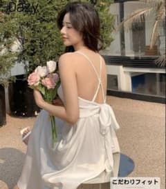 ホワイト キャミワンピース バックリボン　前撮りドレスのサムネイル