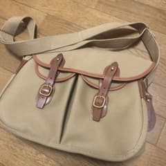Brady ベージュ ショルダーバッグのサムネイル
