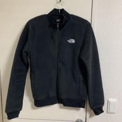 THE NORTH FACE ブラック フリースジャケットのサムネイル