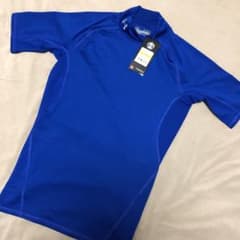 【新品‼︎】アンダーアーマー アンダーシャツのサムネイル