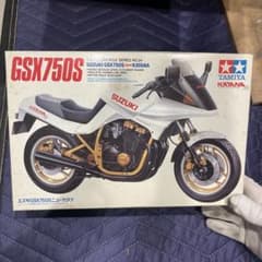 タミヤ 1/12 スズキ GSX750S ニューカタナ プラモデルのサムネイル