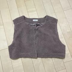 しまむら ボア ベストのサムネイル