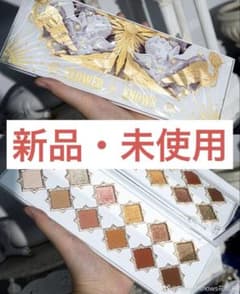 新品・未使用‼️ フラワーノーズ アイシャドウ 【日本語】のサムネイル