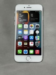 iPhone 7 シルバー 32GB simロック解除済み　バッテリー交換済みのサムネイル