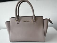 MICHAEL KORS ピンクベージュ ハンドバッグのサムネイル