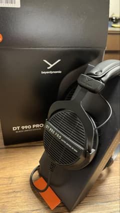 beyerdynamic DT 990 PRO LIMITED EDITIONのサムネイル
