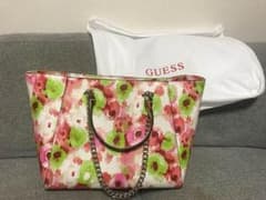 GUESS トートバッグのサムネイル