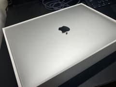 ミッチーさん専用　MacBookAir 2020 13インチi5のサムネイル