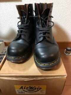 DR.マーチン VINTAGE 1460 8EYE ブーツ ENGLAND製のサムネイル