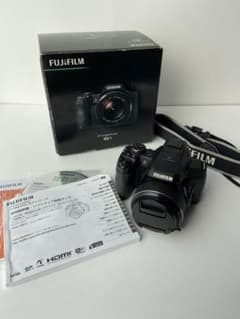【くろ様専用】Fujifilm FinePix S1 デジタルカメラのサムネイル