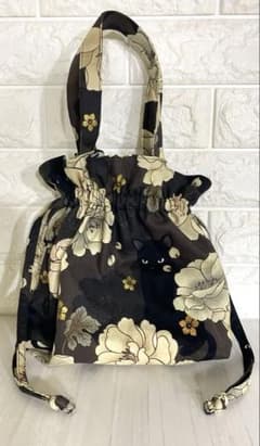 ハンドメイド 巾着バッグ　お弁当袋にものサムネイル