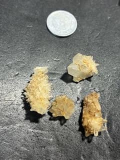 国産鉱物 (180)天然水晶 原石 鉱物標本 4個セット岐阜県産のサムネイル