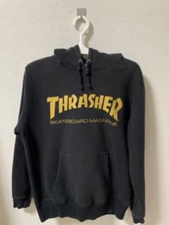 【美品/Lサイズ】THRASHER 定番MAGロゴ プルオーバーパーカー 黒×黄のサムネイル