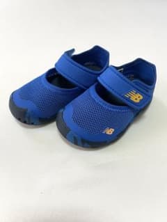 ニューバランスサンダル　12.5センチのサムネイル