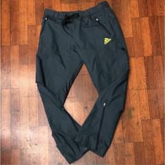 adidas パンツのサムネイル
