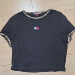 TOMMY JEANS ブラック チビTシャツ Mのサムネイル