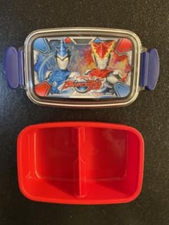 yabuママ様専用  新品ウルトラマン弁当箱のサムネイル
