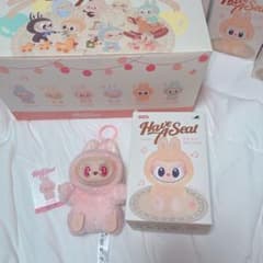 POP MART Have a Seat ラブブ labubu DADAのサムネイル