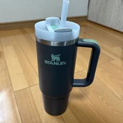 STANLEY チャコール タンブラー ストロー付きのサムネイル