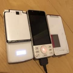 ジャンク　携帯　ガラケーのサムネイル