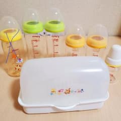 ピジョン ガラス哺乳瓶5本消毒ケース付きのサムネイル