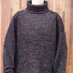bukht タートルネックニットのサムネイル