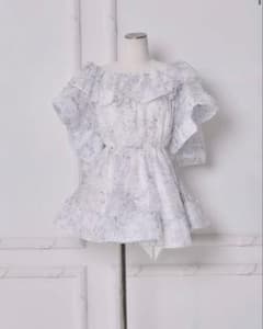 Riu Toile de Jouy Ruffle Tops - メルカリ